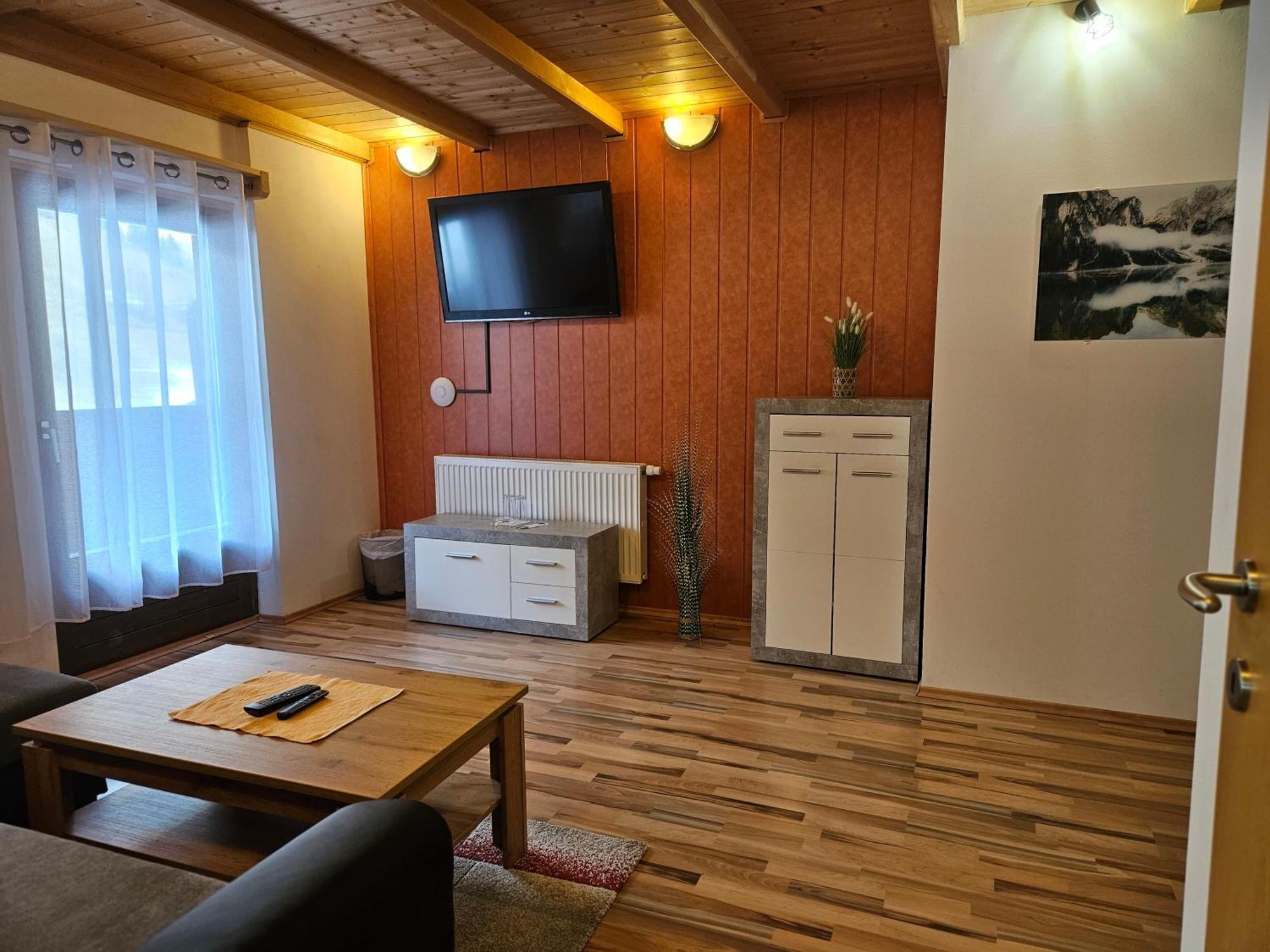 Gasthof Pension Kohlplatzl 胡普加顿蒂弗雷 外观 照片